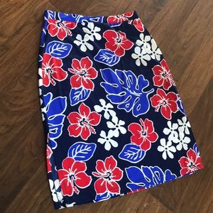 Stretchy, sexy midi skirt!